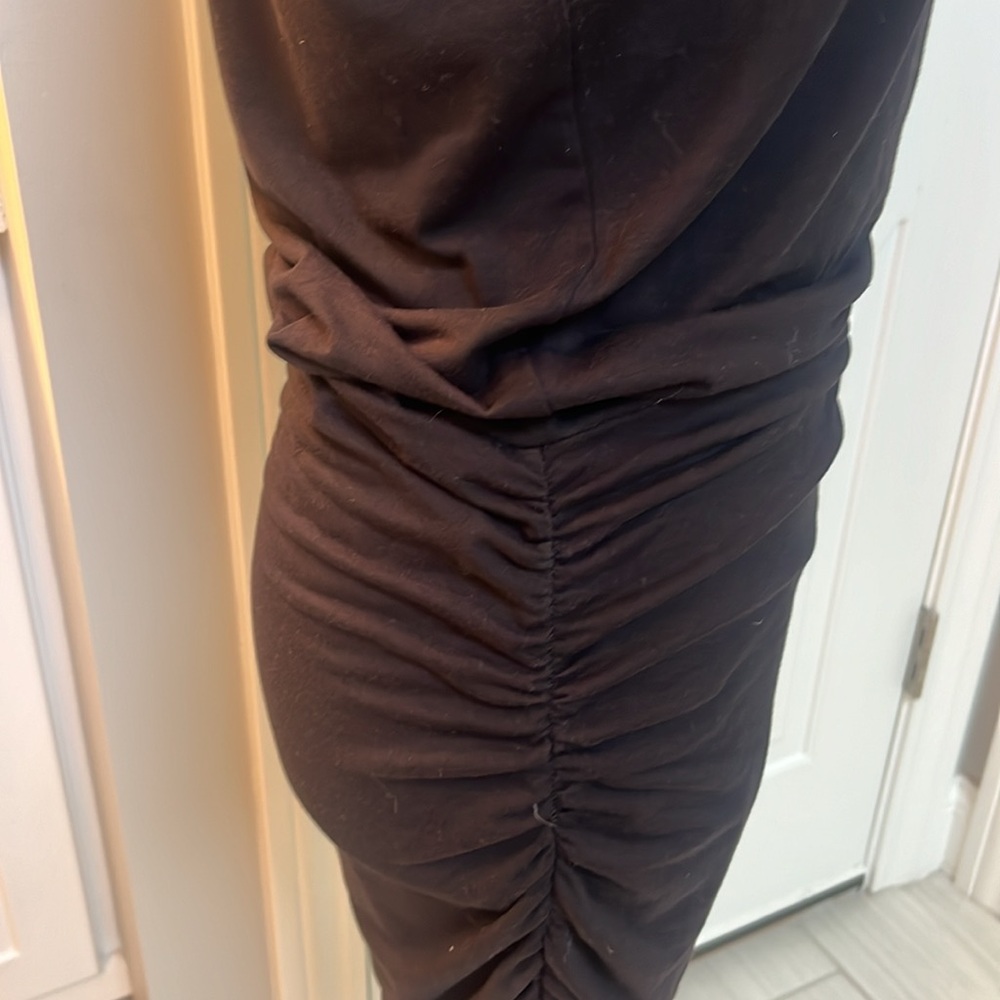 Athleta Small v neck rouched fitted black dress Size Small - Picture 8 of 9